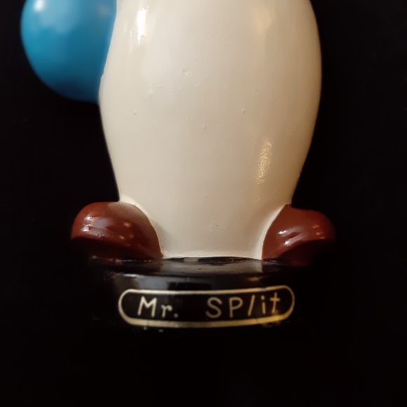 Vintage bowling piggy bank - Picture 2 of 4